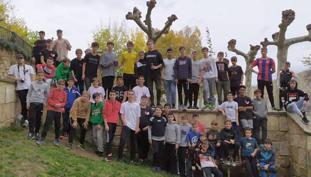 50 adolescentes de Estella luchan por el desarrollo de los deportes urbanos